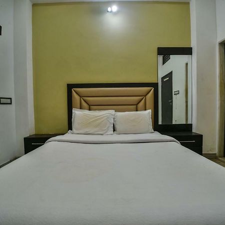 Hotel Vinayaka Nāthdwāra Exteriér fotografie