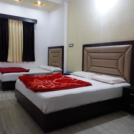 Hotel Vinayaka Nāthdwāra Exteriér fotografie