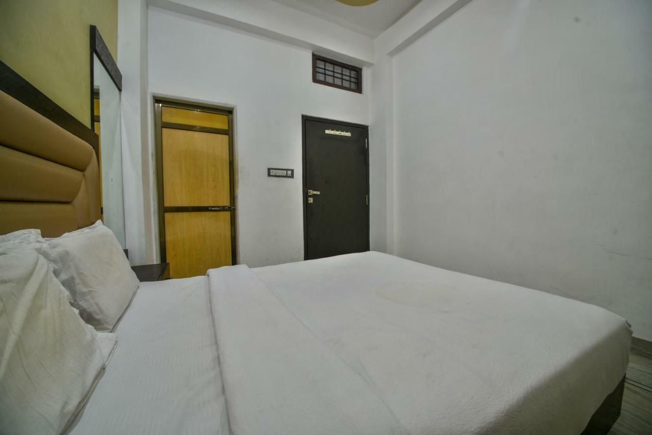 Hotel Vinayaka Nāthdwāra Exteriér fotografie